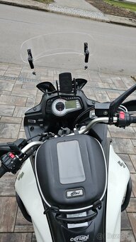 Suzuki DL 650 V-Strom - 3