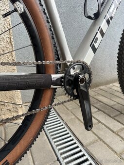 Cube reaction c:62 pro Carbon - 3