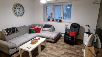 OV 2+1, po rekonstr., zděný, 1.NP/3 ,54 m2, k pronájmu - 3