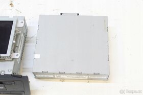 Audi A4 B8 jednotka navigace MMI 3G+ 8R1035666F - 3