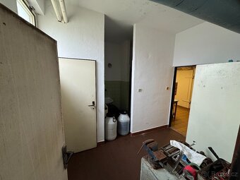Prodej skladového prostoru 684 m² Jakartovice - 3