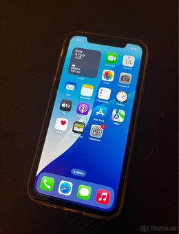 iPhone 11 - 3