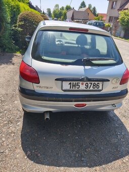 Peugeot 206 1.1 - 3