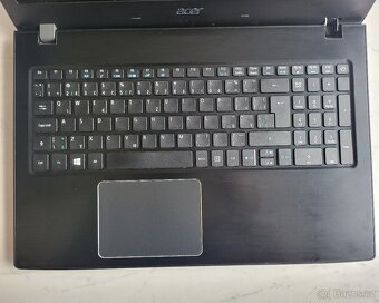 Acer Aspire E15 (E5-575G-31BT) i3 th 7 Gen. SSD 250 GB - 3