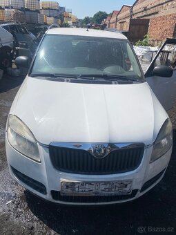 Škoda Fabia2 barva 1026 ,r.v.2008 - 3