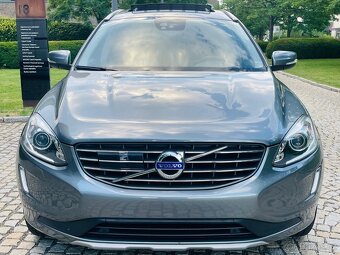 Volvo XC60 2.4D5 4x4 AUT SUMMUM FACELIFT TAŽNÉ SERVISKA - 3