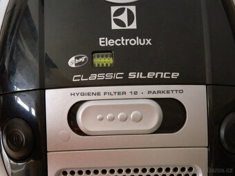 Vysavač Electrolux 650W - 3