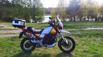 Moto Guzzi V85 TT/ 2019 - 3