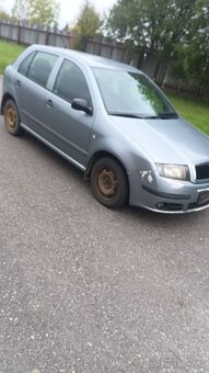 Prodám Škoda Fabia 1.2 NA DÍLY - 3