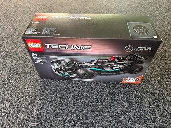 LEGO® Technic 42165 Mercedes-AMG F1 W14 E Performance Pull-B - 3