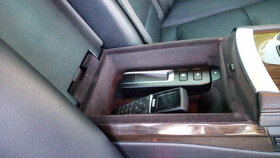 Náhradní díly z BMW 750d LCI - 6WB softclose LOGIC7 LED - 3