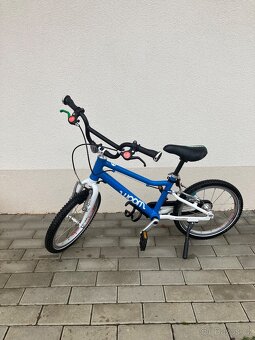 Woom 3 i se stojánkem - 3