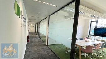 Pronájem kanceláře (315 m2), ul. Karolinská, Praha 8 - Karlí - 3