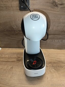 Kávovar Nescafé Dolce Gusto - 3