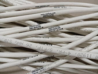 Síťový kabel Siemon CAT6A S/FTP 2m bílý a šedivý (100ks) - 3