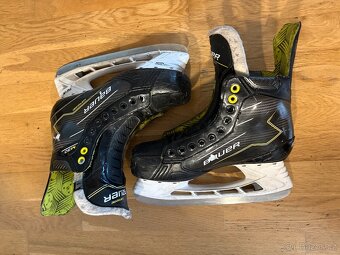 Bauer Supreme M30 velikost 6 EE - 3
