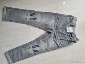 Nové dětské džíny Next vel.110 - 3