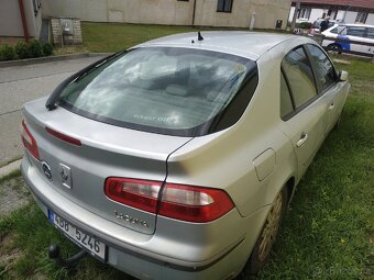 Renault Laguna - 3
