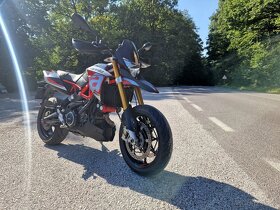 Aprilia Dorsoduro 900 - 3