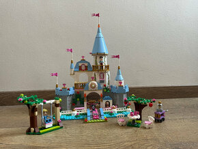 LEGO 41055 Disney, Popelčin romantický zámek - 3