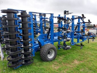 Kompaktor CZAGRO machinery ORKAN 4m - 3