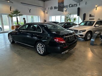 Mercedes-Benz Třídy E 220 D - 3
