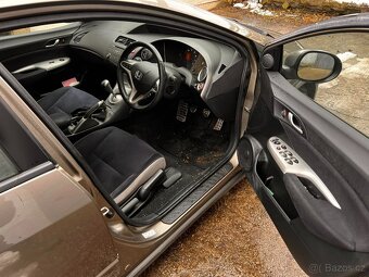 rozprodam diely na honda civic 8g 1.8 benzin VTEC 103kw 2008 - 3