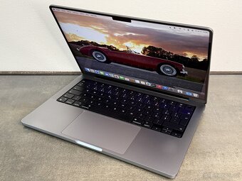 MacBook Pro 14'' 2021 / M1 Pro / 16GB / 512GB SSD / Space - 3