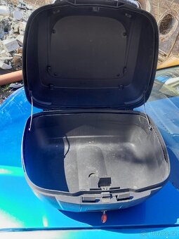 SHAD SH40 kufr na motorku včetně držáku - 3
