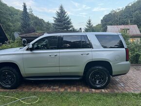 Chevrolet Tahoe - 3