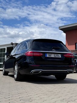 Mercedes-Benz E-Class (W213) - 3