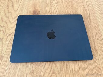Apple MacBook Air 13 8GB/256GB (2024, M3) - 3