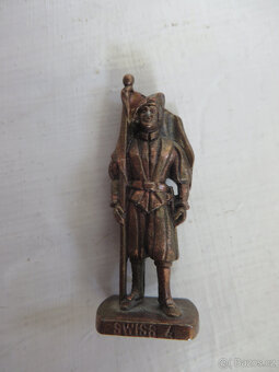 Kovové figurky z kinder vajíček - 3