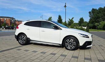 Volvo V40 T4 Drive-E Momentum - 3