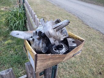 Motor jawa pionyr 21, 20, 23 a kartery 05 - 3