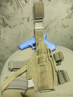 Pouzdro stehenní pro pistole, USA, ... PC 2.800 Kč - 3