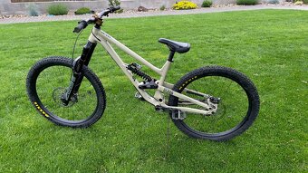 Commencal clash - 3