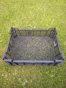 Prodám plastové přepravky rozměr 40X30X11 - 3