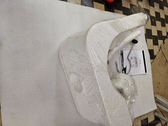 Nádrž na odpadní vodu k lodnímu WC - 3