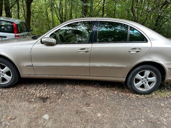 Mercedes bez w211 e270 - 3