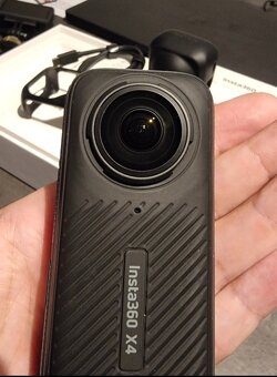 Insta 360 X4 - 3
