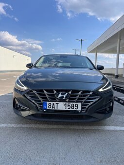 Hyundai i30 1.5-FASTBACK-AUTOMAT-MHEV - 3
