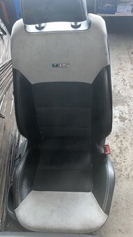 Sedačky Škoda Octavia 2 RS - 3