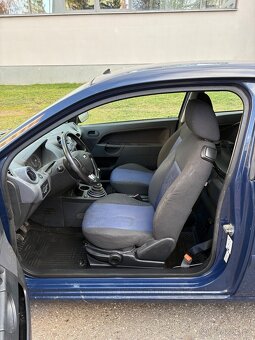 FORD FIESTA 1.4i 2009 - 3