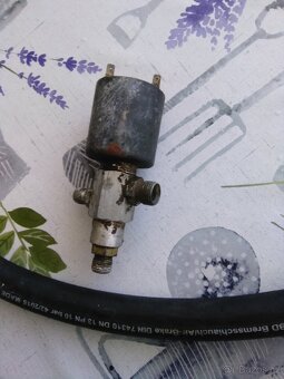 Prodám náhradní díly T815 - 3