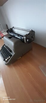 Psací stroj Consul - 3