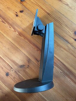 Stojan na monitor - 3