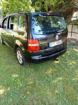 Touran 1.9 TDI 77 kW, r.v.2005,serviska,277 tis km - 3