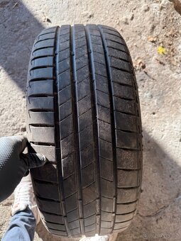 Bridgestone Turanza 215/50r17 - 3