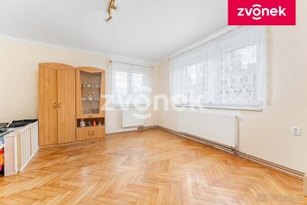 Rodinný dům Břest se zahradou a garážovým stáním - 3